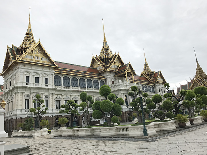 大皇宫是曼谷市中心的古建筑群